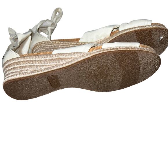 UGG Women's Traci Sandal, Cream Sz 10 Knotted ankle-strap espadrille wedge - Picture 7 of 7